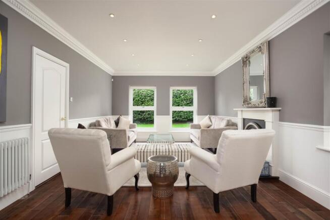 4 bed Detached for sale Image 7
