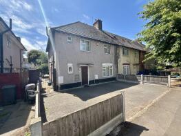 16, Raphael Avenue, Tilbury RM18 8NA