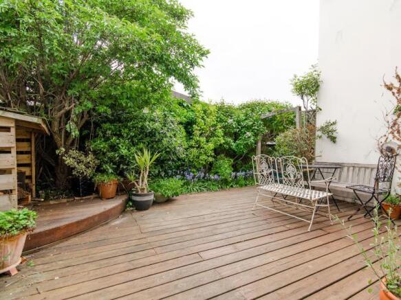 Side Garden c