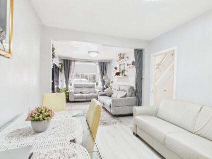 Long Lane, Stanwell, Surrey, TW19