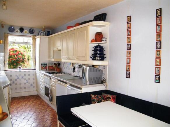 Kitchen/Breakfast Ro