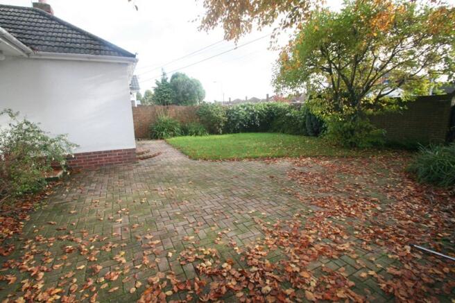 Photo 10