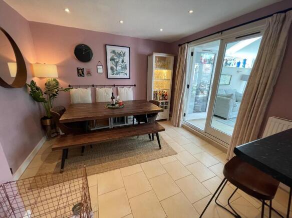 Dining Area.jpg