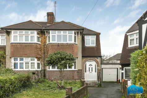 Wycherley Crescent, New Barnet, Barnet, EN5