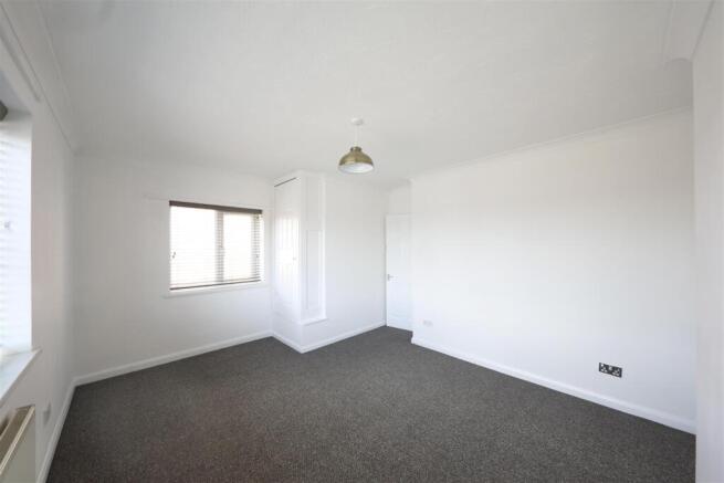 2 bed Semi-Detached for sale Image 12