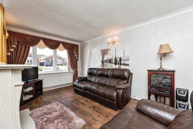 2 bed Bungalow for sale Image 7