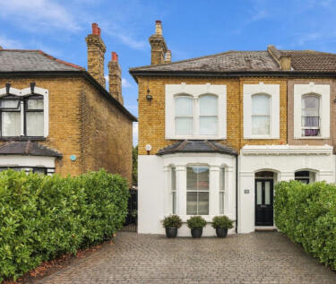 Avenue Road, Westcliff-on-sea, SS0