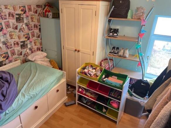 Bedroom 3 (Rear)