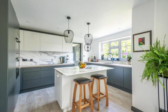 13 Hallwyck Garde...