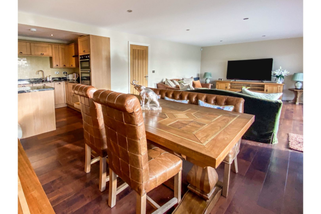Kitchen/Family Room