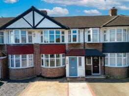82, Rydens Grove, Hersham, Walton-on-thames KT12 5RU