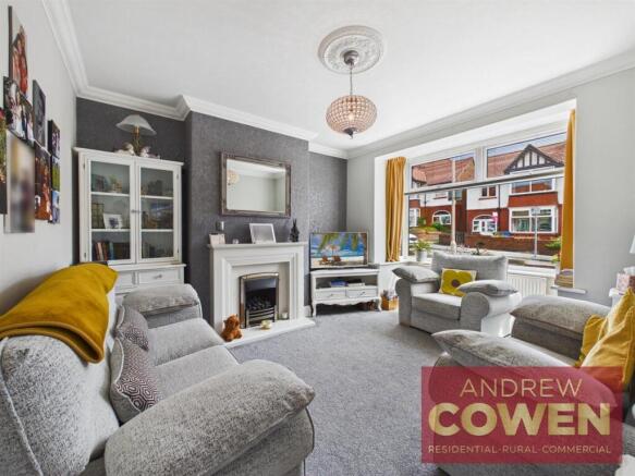 3 bed Terraced for sale Image 5