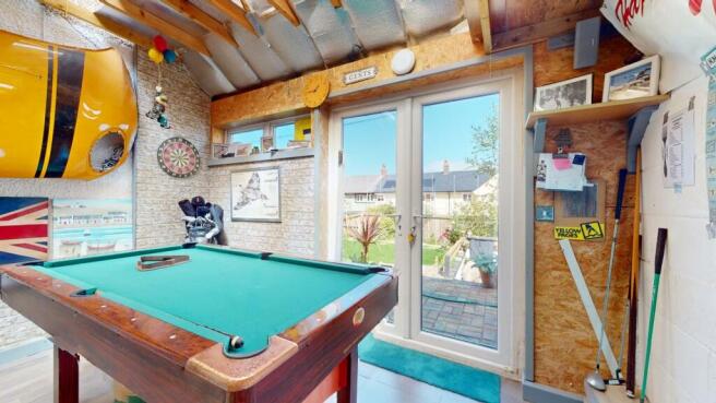GAMES ROOM