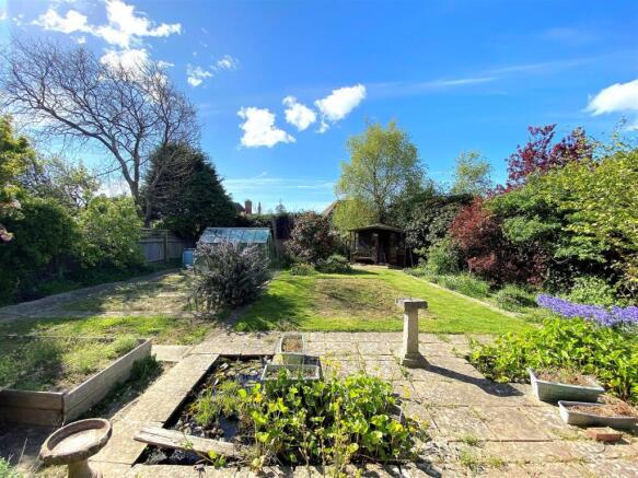 27 Normandale - Garden2.jpg