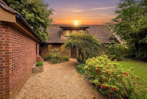 Upper Moorfield Road, Woodbridge, IP12