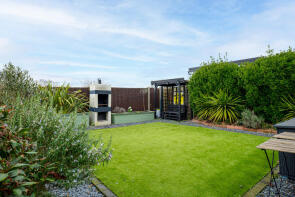 23, Norfolk Avenue, Leigh-on-sea SS9 3HA