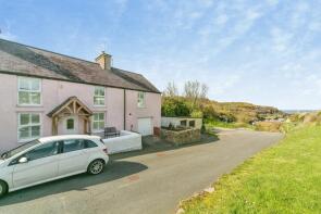 13 Fron Graig, Quay Street, Amlwch LL68 9HD