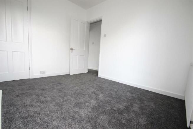 bedroom23.JPG