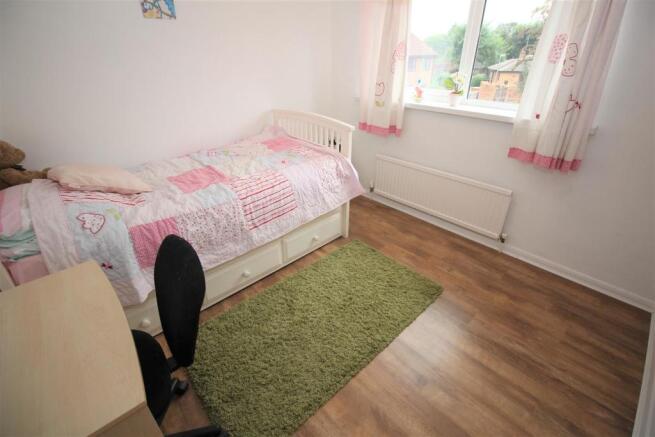 bedroom 3.JPG