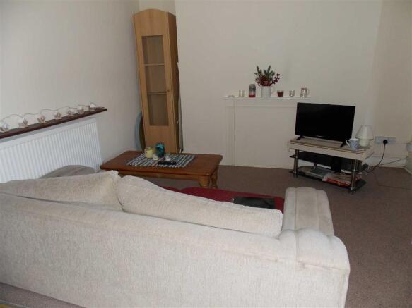 Living room/kitchen