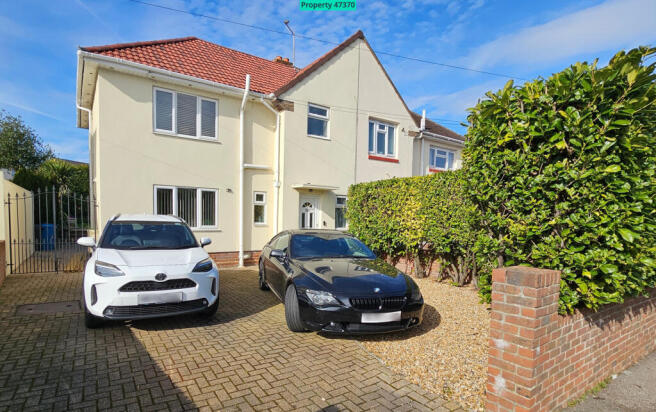 Front / Driveway