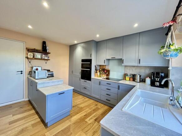 Kitchen 3
