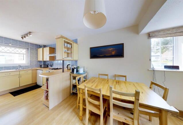 19 Ravensbrook 2576.jpg