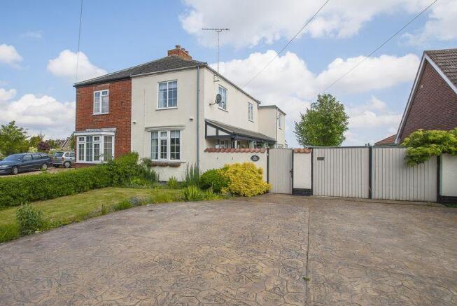 Asperton Road