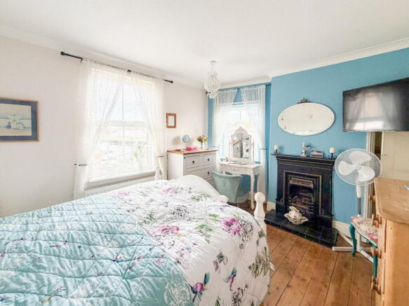 2 bed End of Terrace to rent Image 10