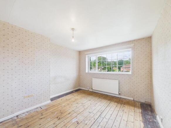 3 bed Semi-Detached for sale Image 9