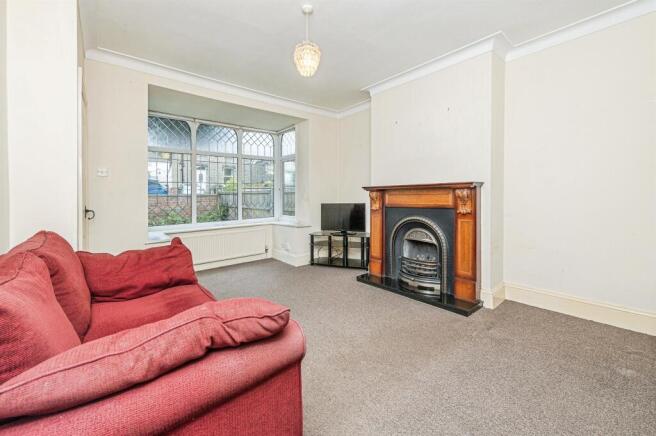 3 bed Semi-Detached for sale Image 8