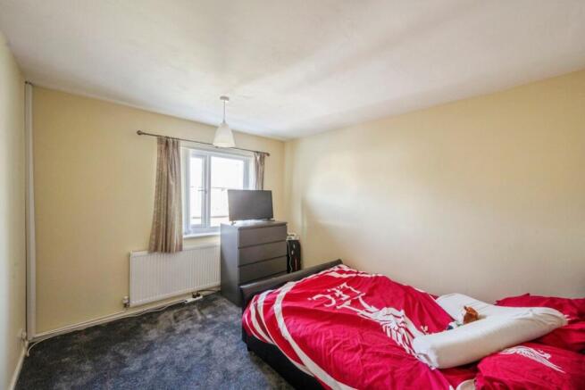 2 bed Terraced for sale Image 6