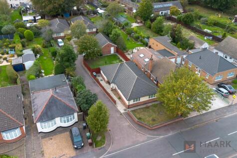 High-demand Location | Highway Road | 3-bed Detached Bungalow | Detached Garage | Thurmaston LE4