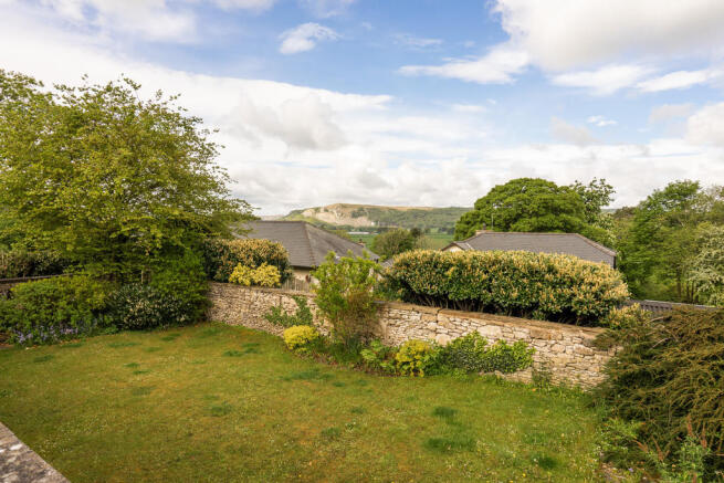 Communal gardens ...
