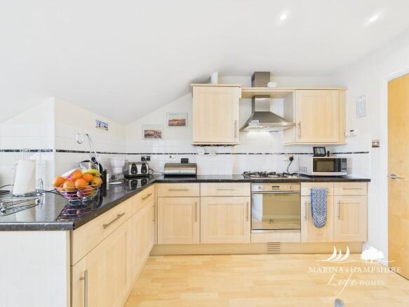 CAM03691G0-PR0033...