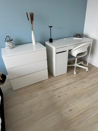 room 5 pic 3