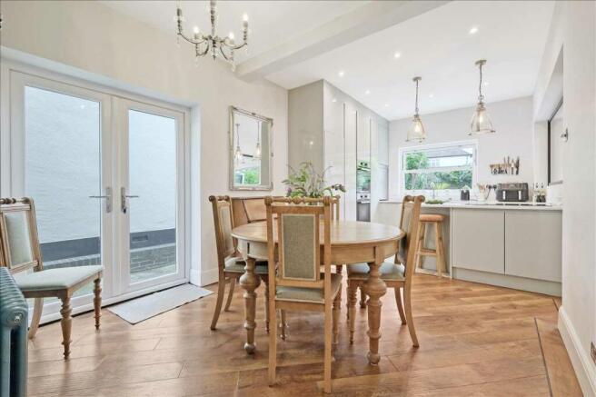 Kitchen / Dining