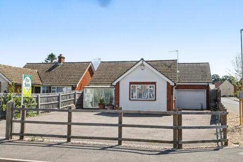 Ivel Road, Shefford