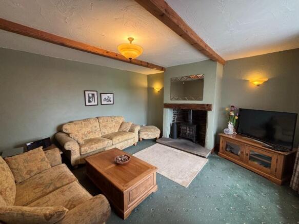 6 bed Detached for sale Image 7