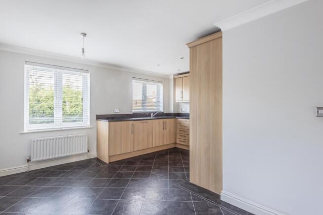 Kitchen / Dining