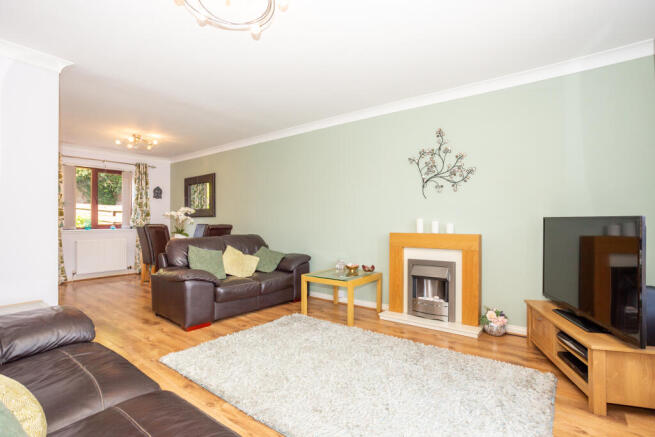 Living Room/Dining Room