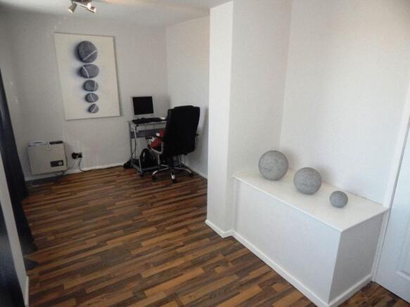 bedroom2/study...