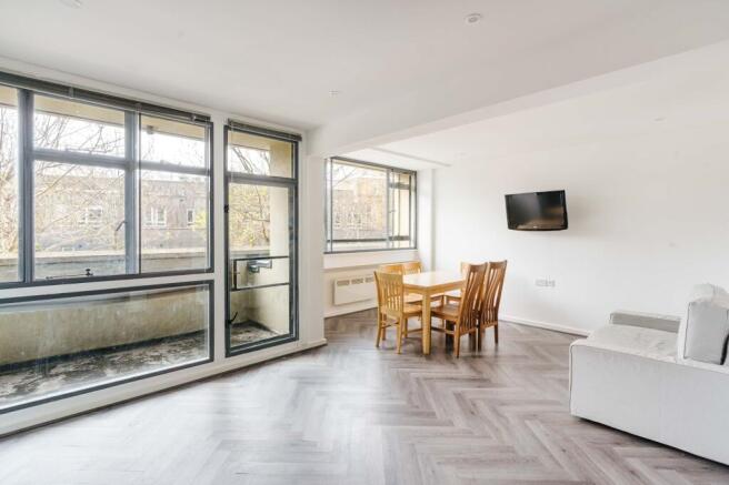 Keeling House E2