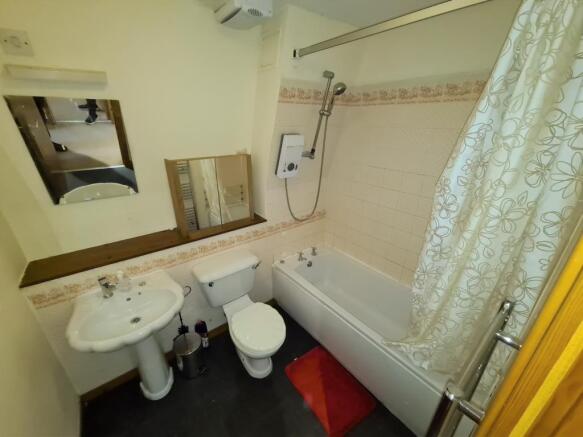 IMAGE 7