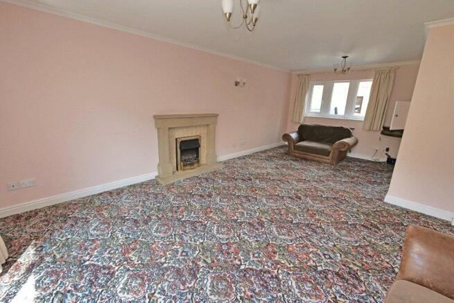 3 bed Terraced for sale Image 5