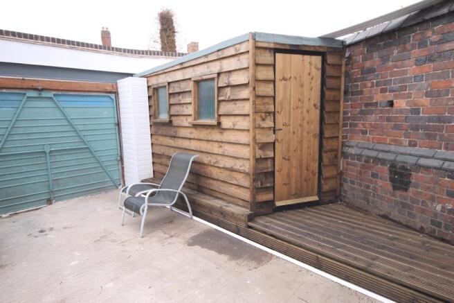 Side open carport