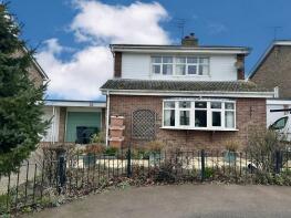 41, Laburnum Close, Bradwell NR31 8JB