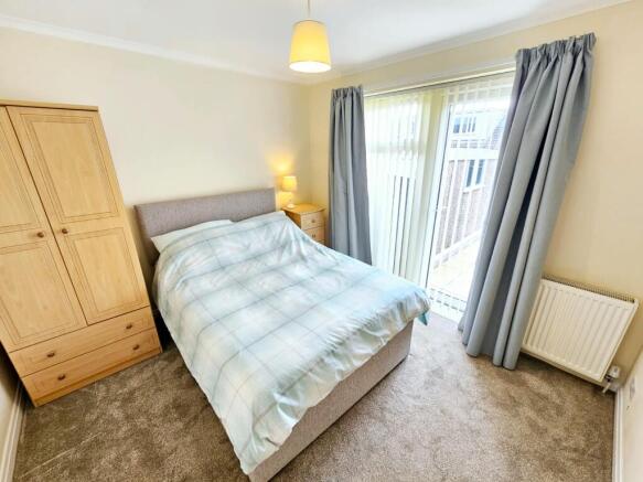 3 bed Semi-Detached Bungalow for sale Image 8