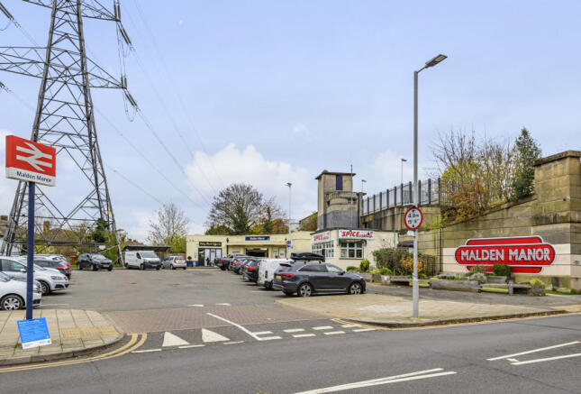 Malden Manor Station