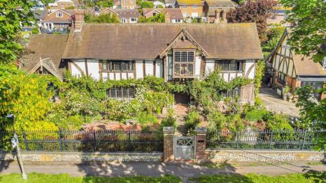 Dean Court Lodge, Dean Court Road, Rottingdean